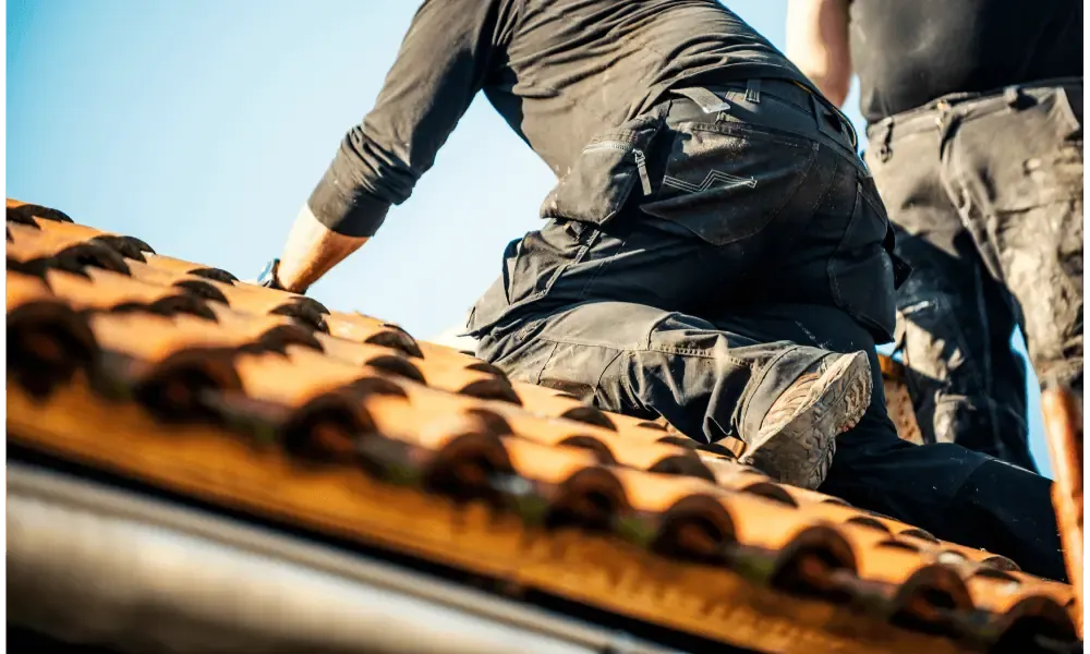 Effective Social Media Marketing for Roofers blog image